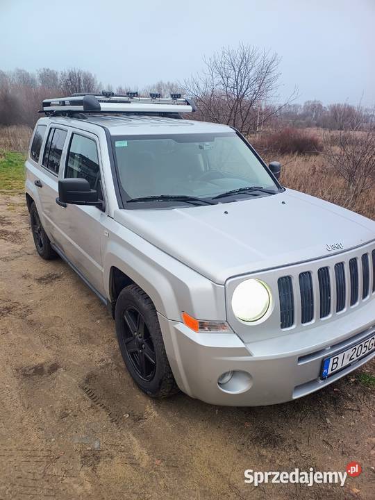 Jeep Patriot 24 LPG jeździ ale stuka Białystok