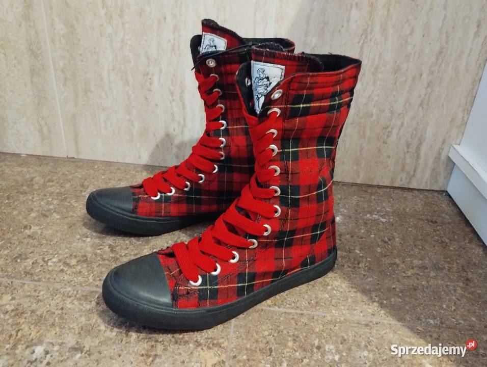 Stylowe trampki czarno czerwone długie w kratkę mazowieckie Piaseczno sprzedam