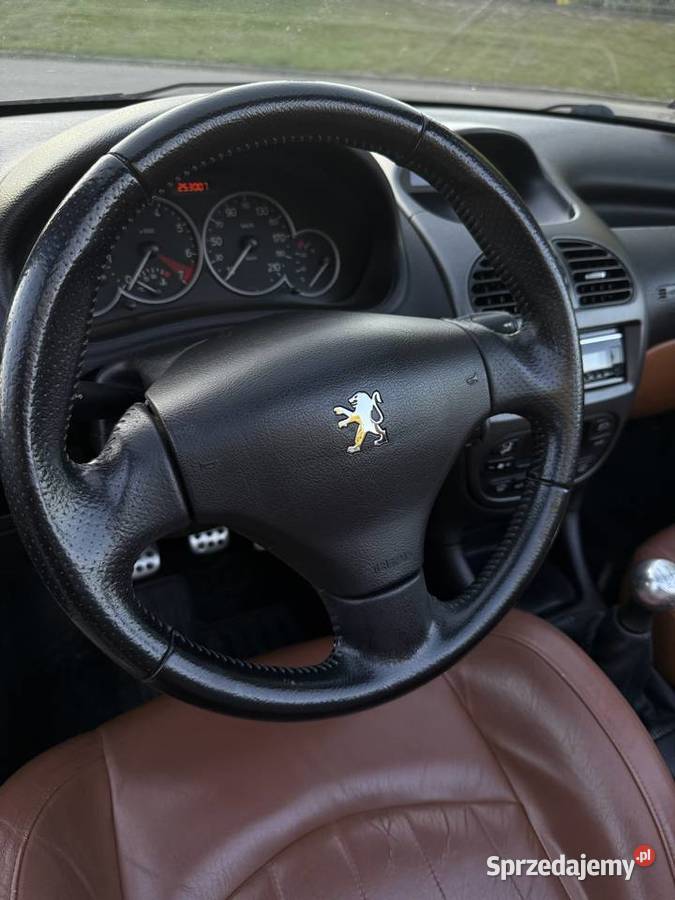Peugeot 206cc 16 benzyna 2004 cabrio benzyna Łańcut