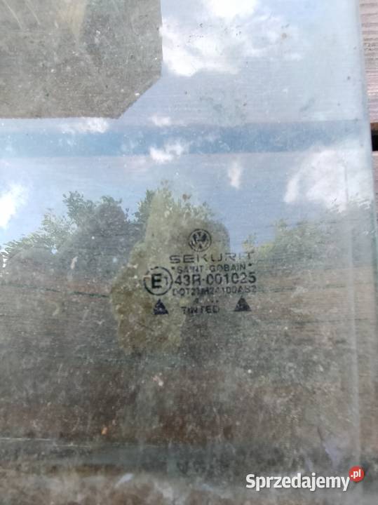 VW Golf 3 5D Szyba drzwi lewy tył