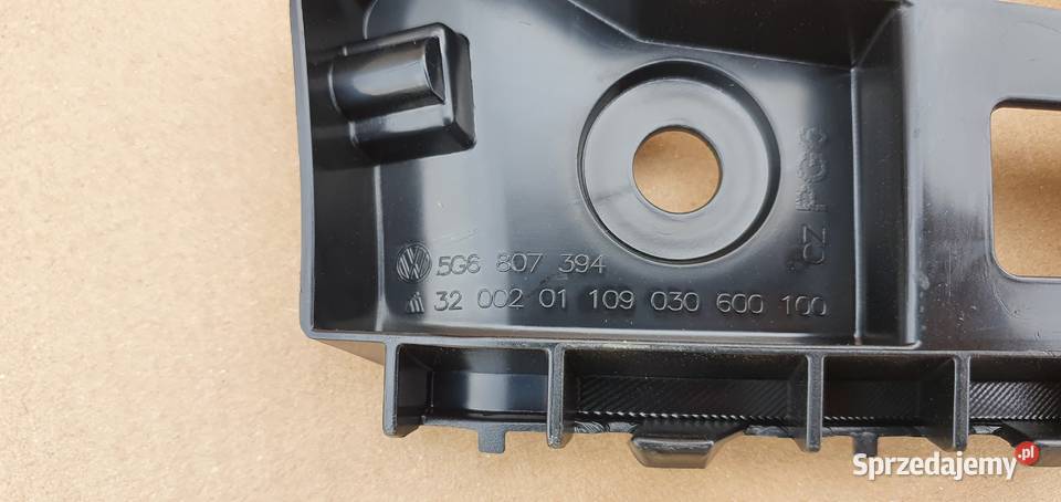 GOLF VII 7 ŚLIZG ZDERZAKA PRAWY TYŁ 5G6807394 osobowe Trzciel sprzedam