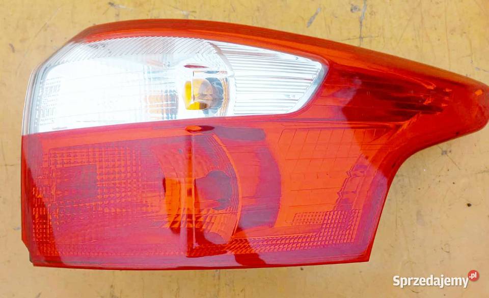 FORD FOCUS MK3 KOMBI 2010 2014 BM5113404G LAMPA Radom