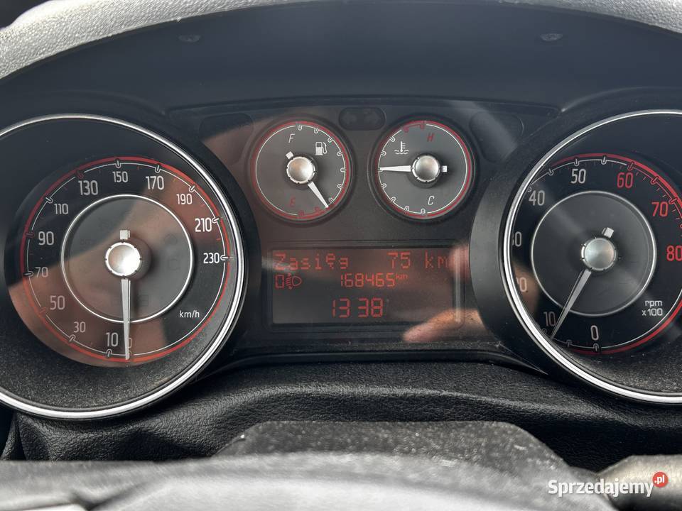 FIAT PUNTO 12 8v 69 2013r 1998cm3 sprzedam