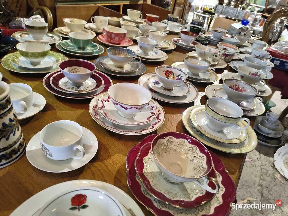 Duża kolekcja filiżanek porcelanowych vintage Chorzew