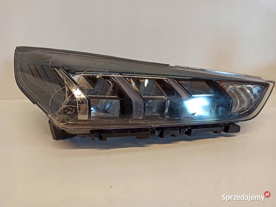 LAMPA PRAWY PRZÓD HYUNDAI IONIQ 92102G2 UK osobowe