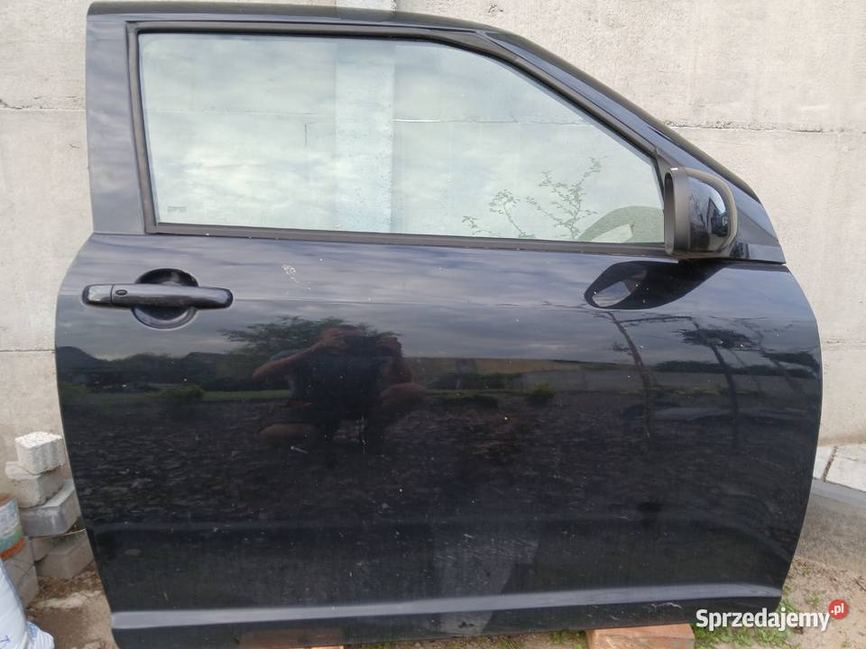 Zderzak tył drzwi lusterko lampy suzuki swift osobowe Motoryzacja