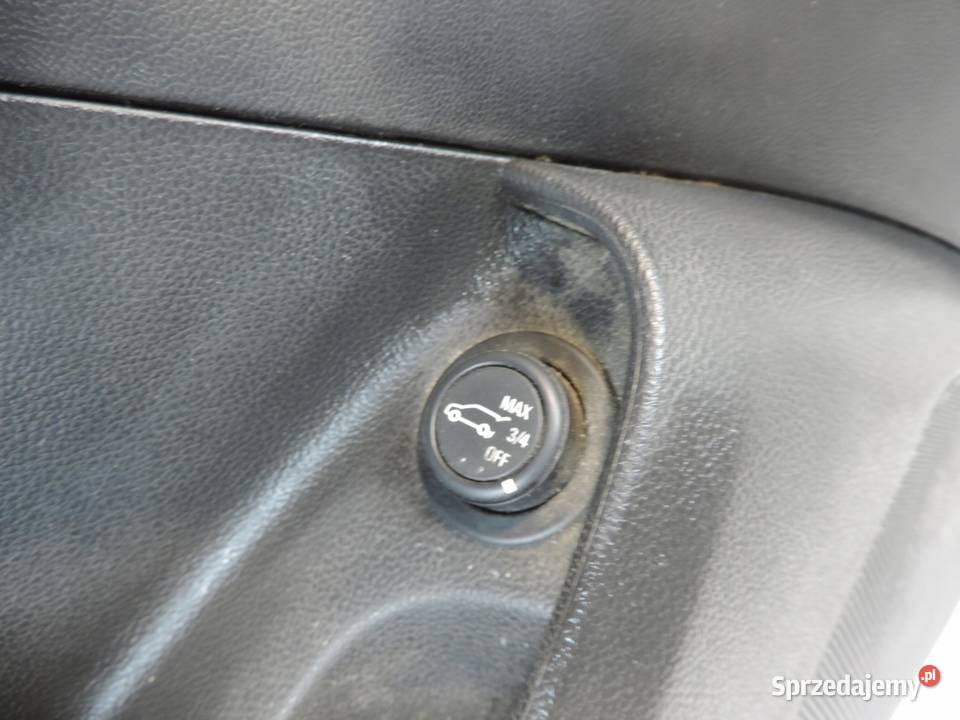 OPEL INSIGNIA A KOMBI EUROPA BOCZEK TAPICERKA Tapicerki samochodowe