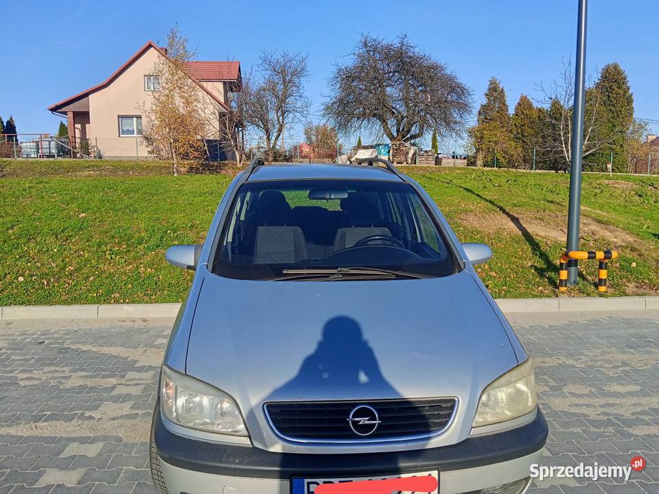 Opel Zafira 7 osób nieuszkodzony Samochody osobowe Ropczyce sprzedam