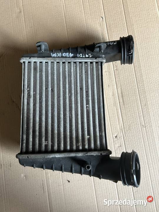 Intercooler Passat b5 fl 19tdi 130 3B0145805D osobowe Pozostałe Bydgoszcz sprzedam