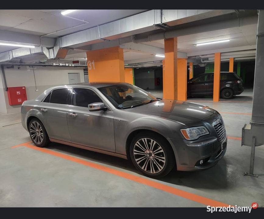 Lancia Thema PLATINIUM chrysler 300c mercedes Sandomierz