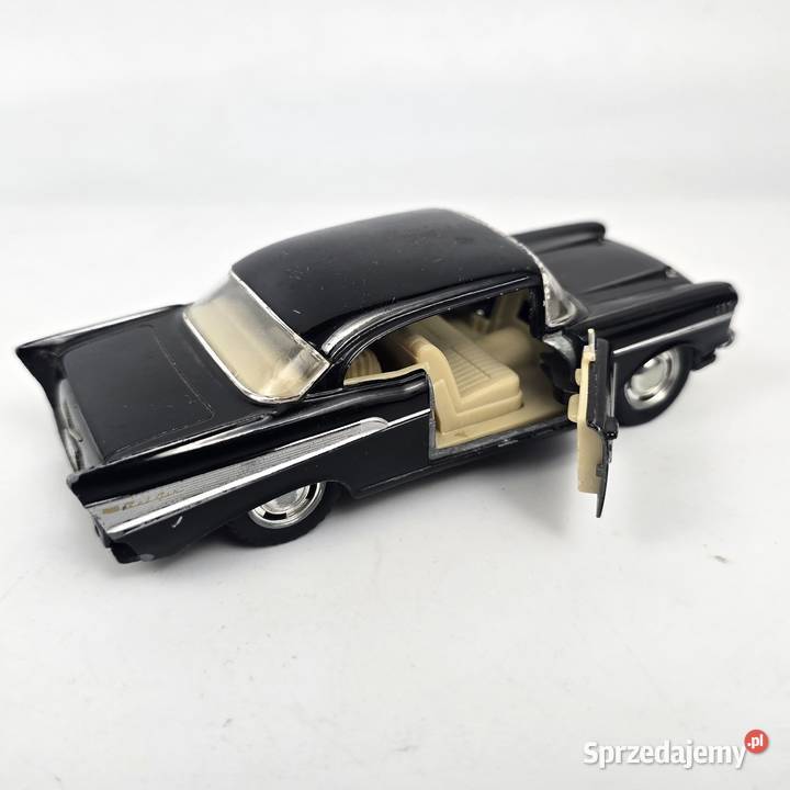 Metalowy model samochodu Chevrolet Bel Air skala Bronisze