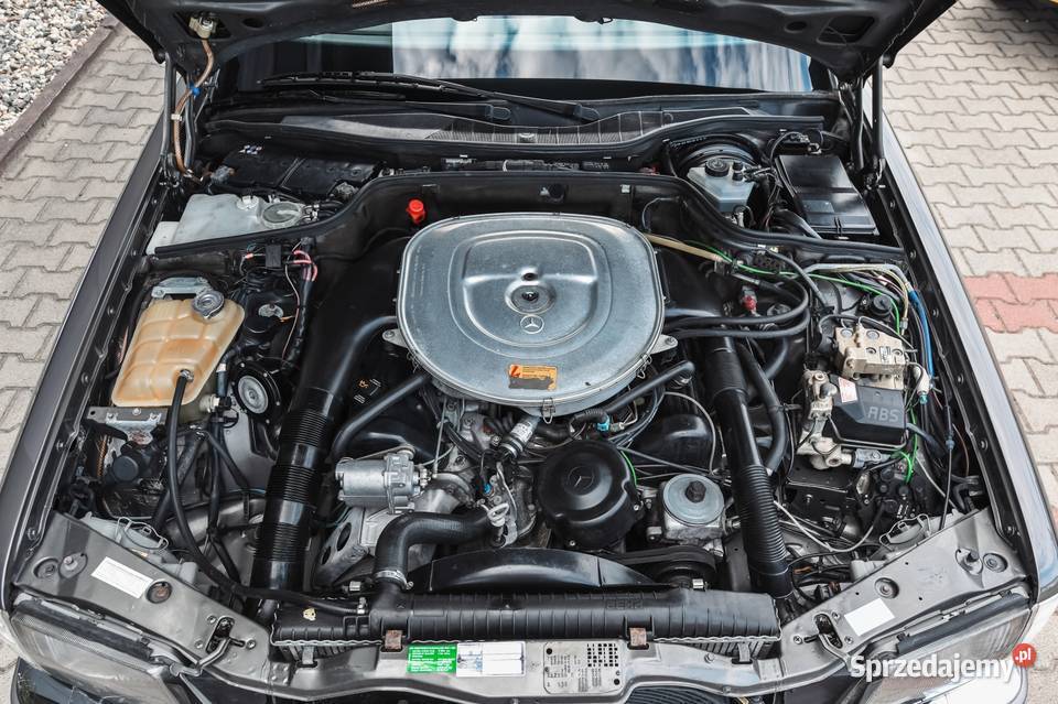 MercedesBenz C126 500SEC Bhr Cabriolet Rybarzowice