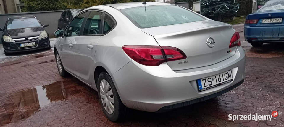 Opel Astra Enjoy 16 115 salon Polska J 20092019 Łódź