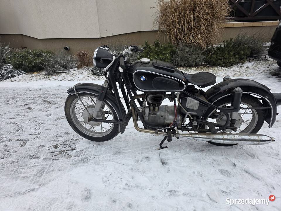 Bmw r 26 z dokumentami Pierstnica