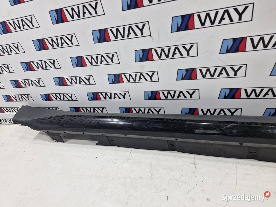 BMW X1 F48 LISTWA NAKŁADKA PROGOWA PRAWA 7332328 osobowe