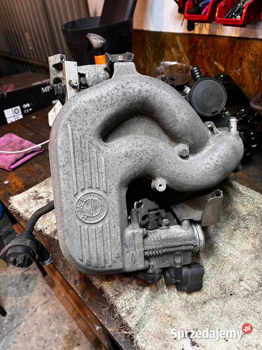 Kolektor ssący dolotowy kompletny BMW M44B19 Pozostałe Piasek