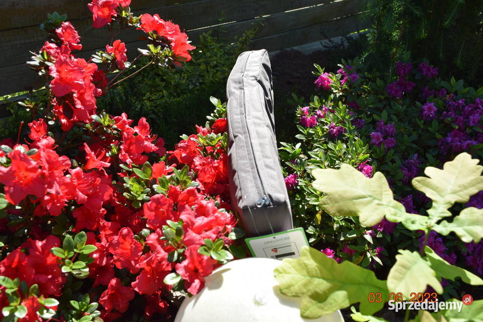 zestaw mebli tulipan 8 osob 4 foteli 4 puf szary Bosutów