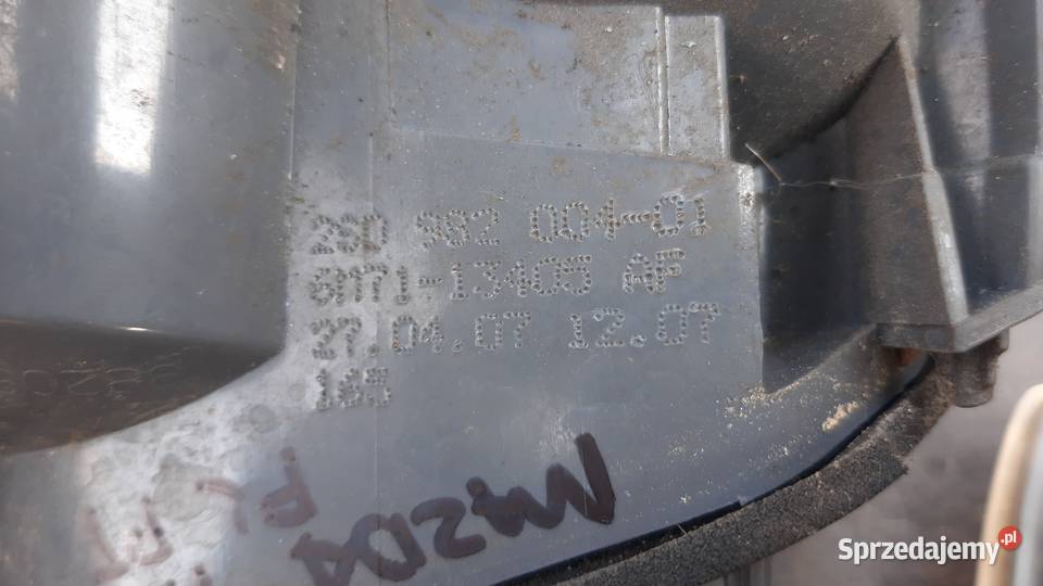 lampa tylna lewa w błotnik Mazda 2 DY lift