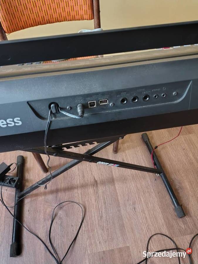 Keyboard Korg EK50 limites Kłobuck