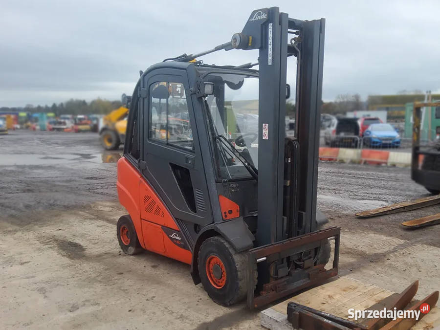 Wózek widłowy Linde H30D02 triplex 48 m diesel 3 Wózki widłowe