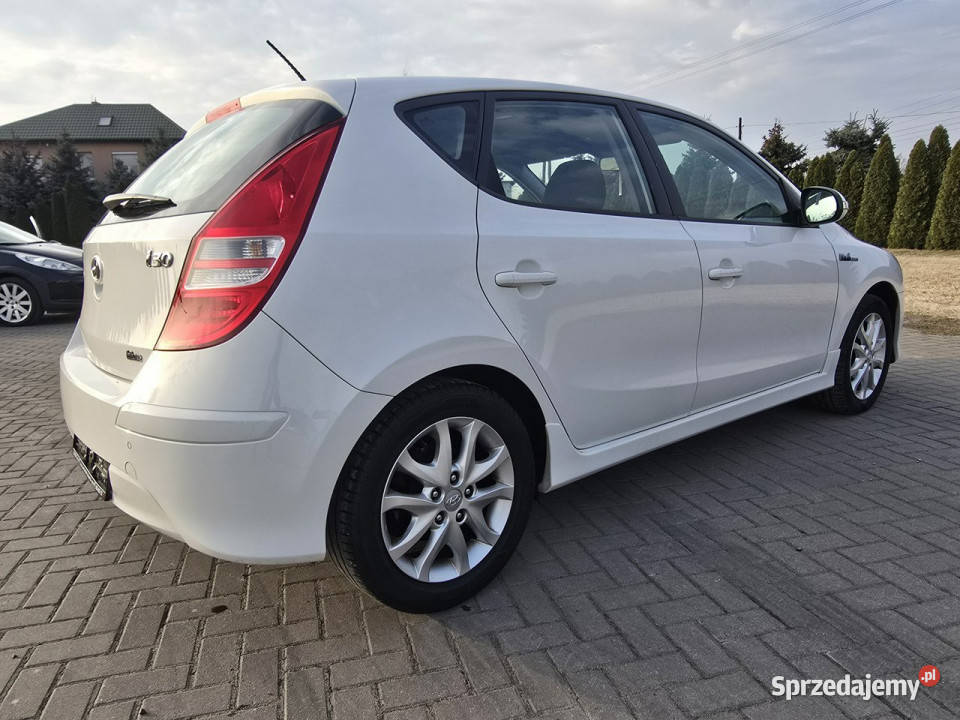 Hyundai i30 16Benz Kutno