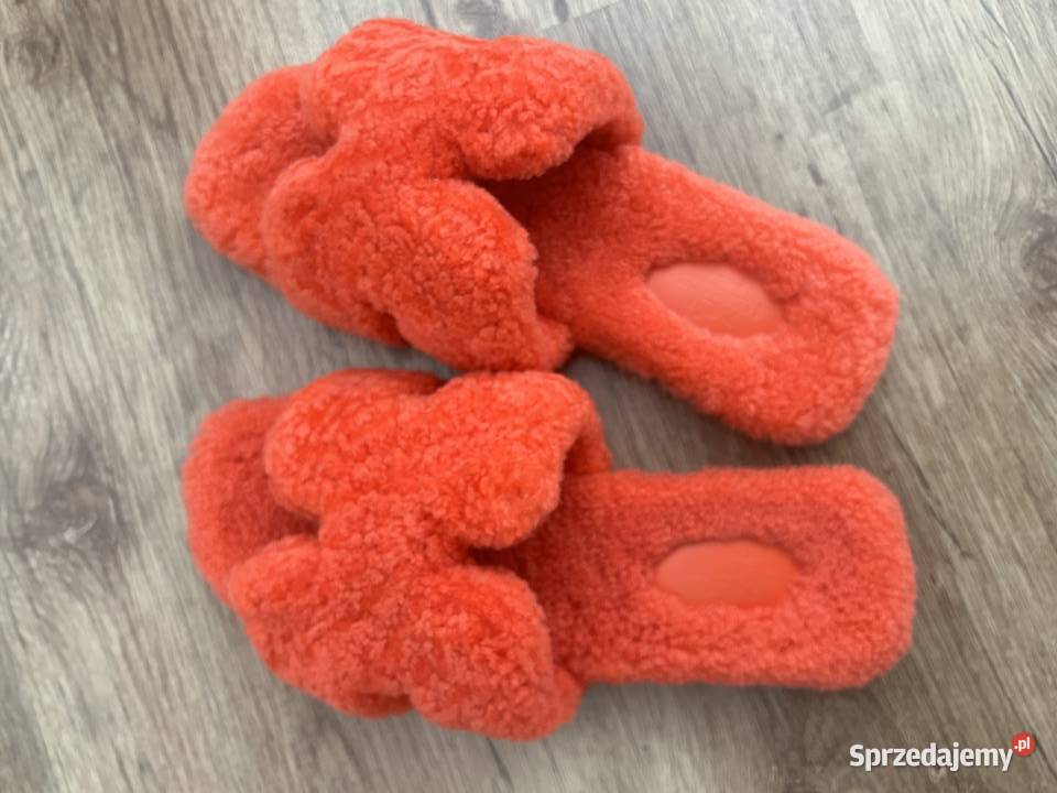 Pomarańczowe futrzane klapki Hermes rozmiar 37 Gdańsk sprzedam