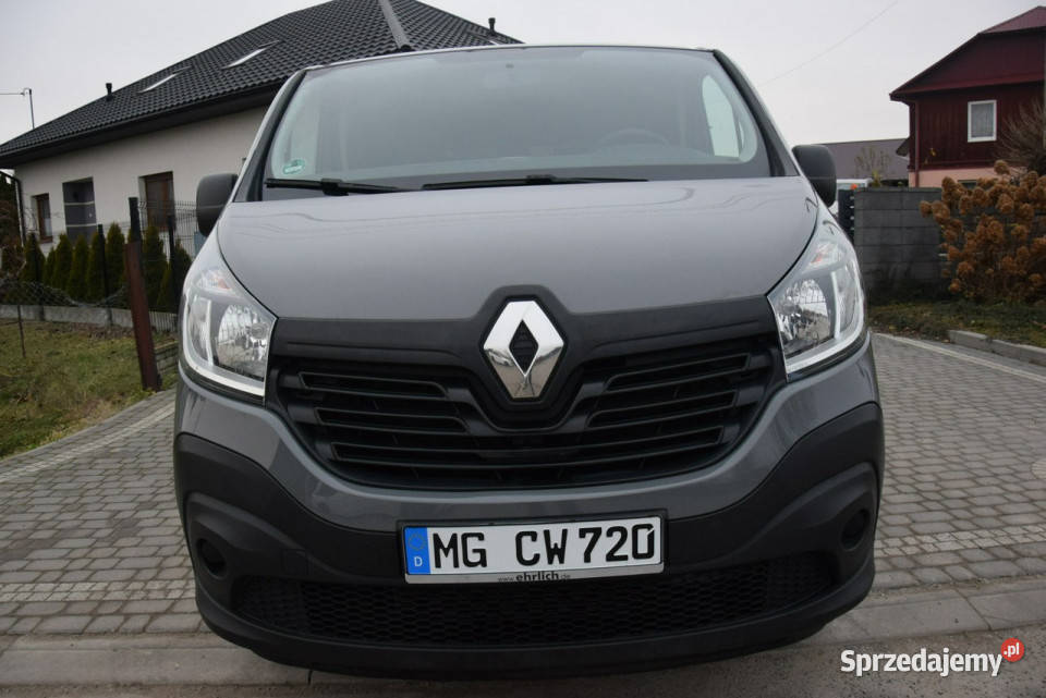 Renault Trafic 16D 8Osobowy Navi 2 KPL Kół lakier metallic Majdan Sieniawski