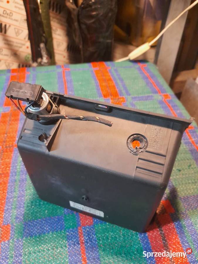 Mercedes W202 półka zestaw niepalących Schowki, półki Gdańsk