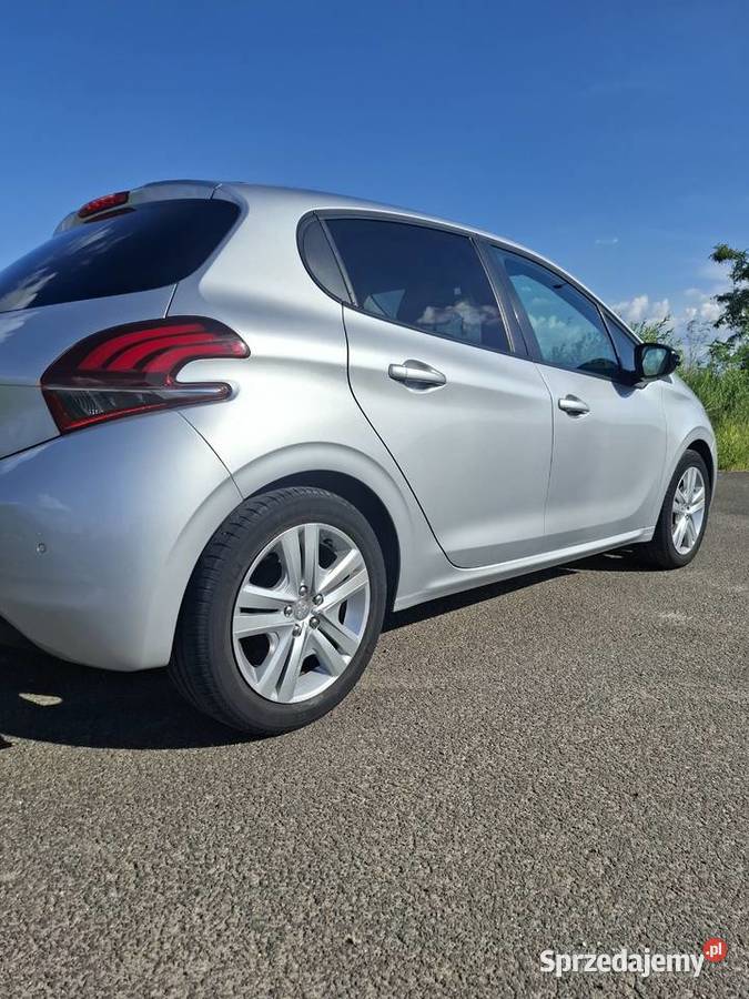 Peugeot 208 12 PureTech Style 2018 Konin
