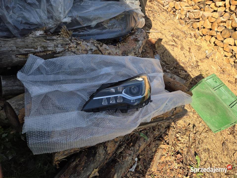 Lampa lewa lewy przód przednia Opel Astra K sprzedam