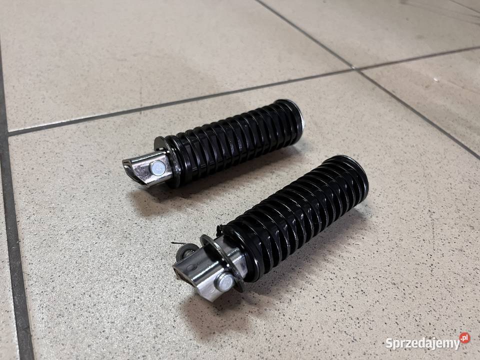 Podnóżek pasażera prawy lewy Honda Shadow VT 750