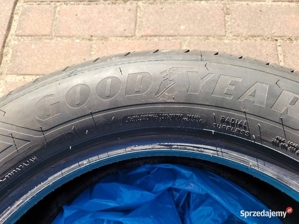 Opony letnie Goodyear 215 60 17 Z nowego auta 17cale kujawsko-pomorskie Osielsko sprzedam