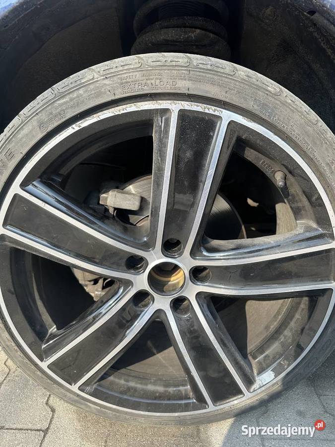 Felgi dezent 19 5x112 et35 85j z nowymi oponami aluminiowe