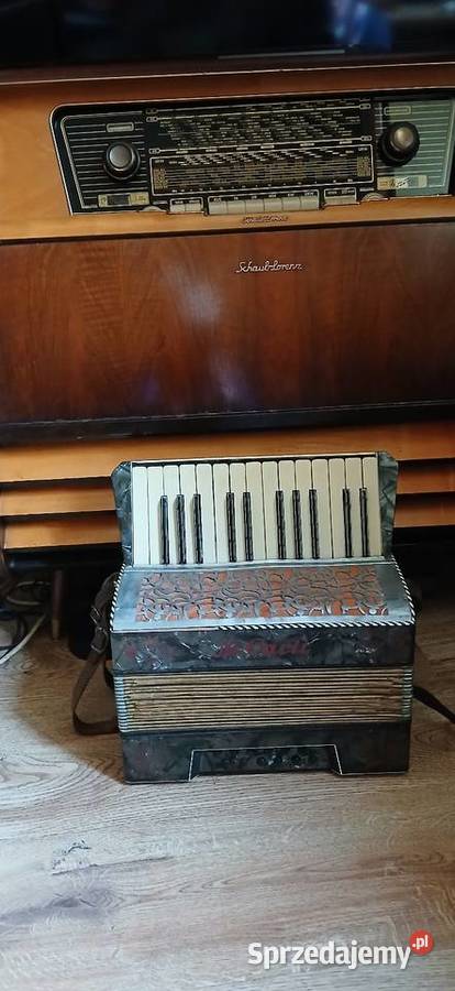 Kolekcjonerski akordeon M Carli MK małopolskie