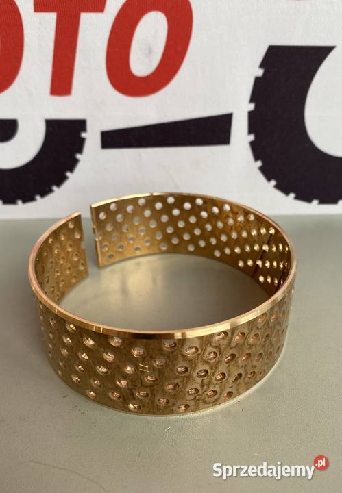 Tuleja ślizgowa zwieszenia przedniej osi Fendt Białystok