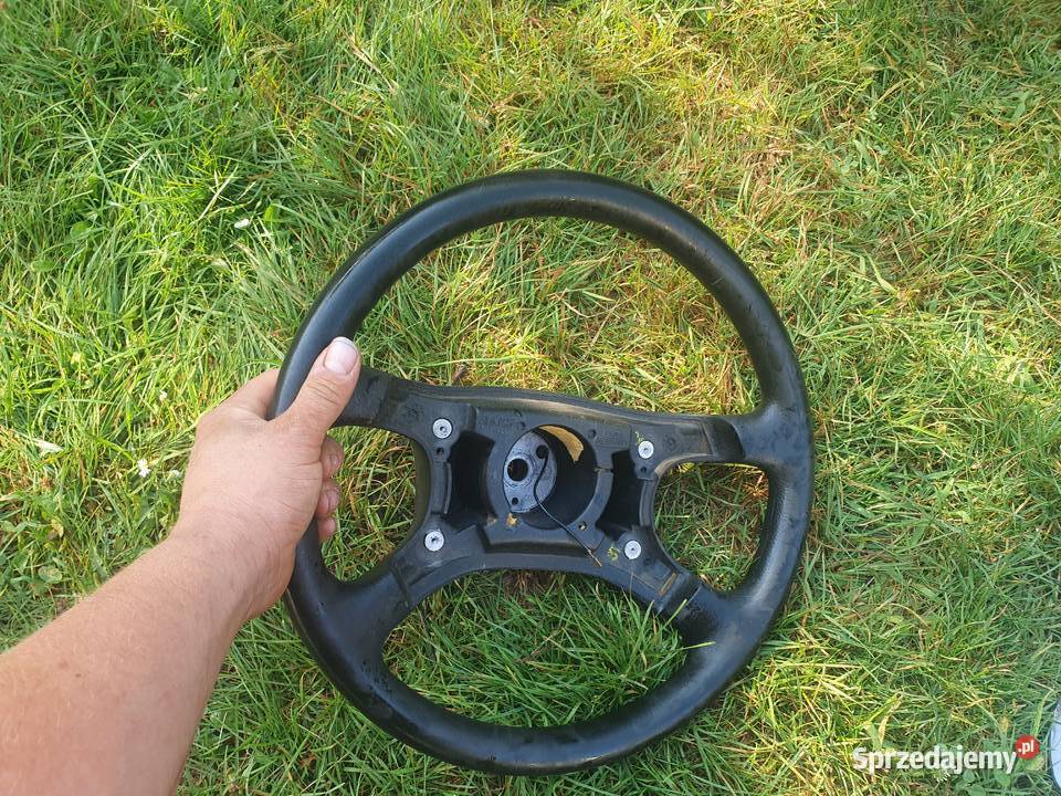 Kierownica Audi 80 B4 9094 Wyposażenie wnętrza Kraków sprzedam