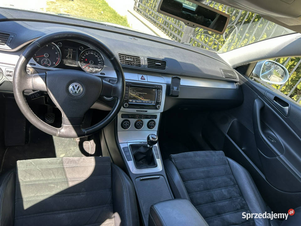 Volkswagen Passat Highline 18b moc 160 pół skóry Wejherowo