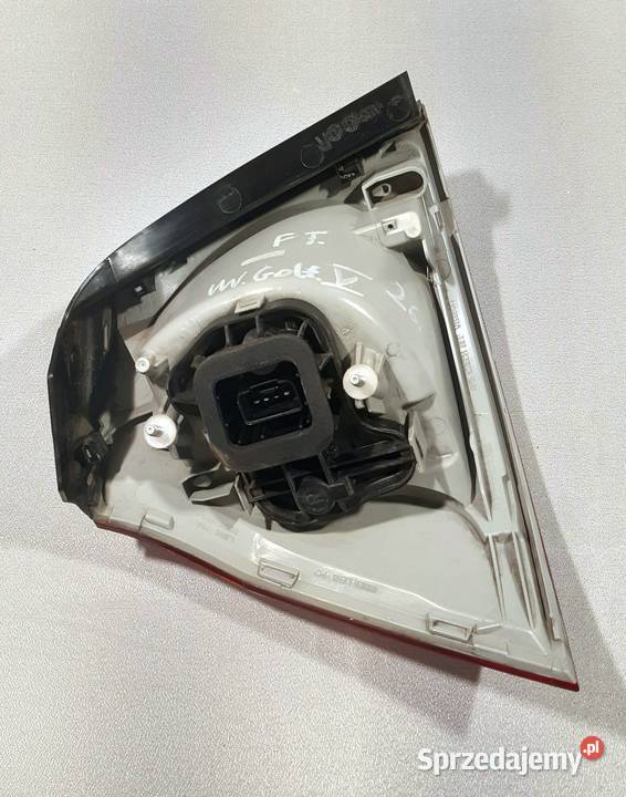 LAMPA PRAWY TYŁ VW GOLF V 4VFX13404AB