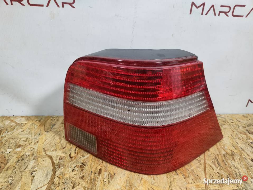 Lampa Prawy Tył Vw Golf 4 IV prawe Pleszew