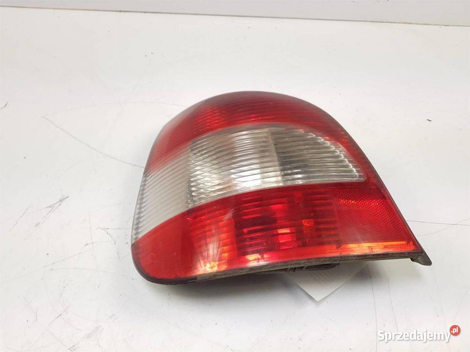 LAMPA LEWA TYŁ RENAULT MEGANE osobowe Lipno