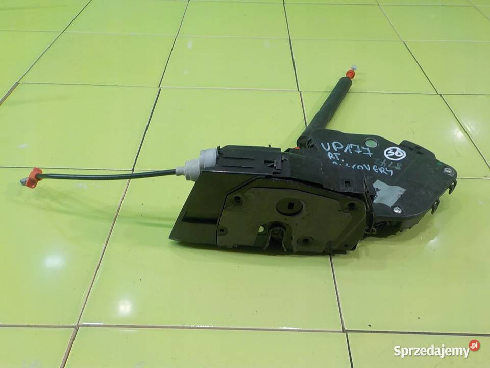 DISCOVERY SPORT 20 TD4 16r SUV zamek drzwi prawy Suków