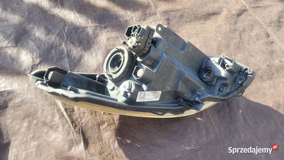 SUZUKI BALENO 2 II PRAWY REFLEKTOR LAMPA PRAWA osobowe Ruda Śląska sprzedam