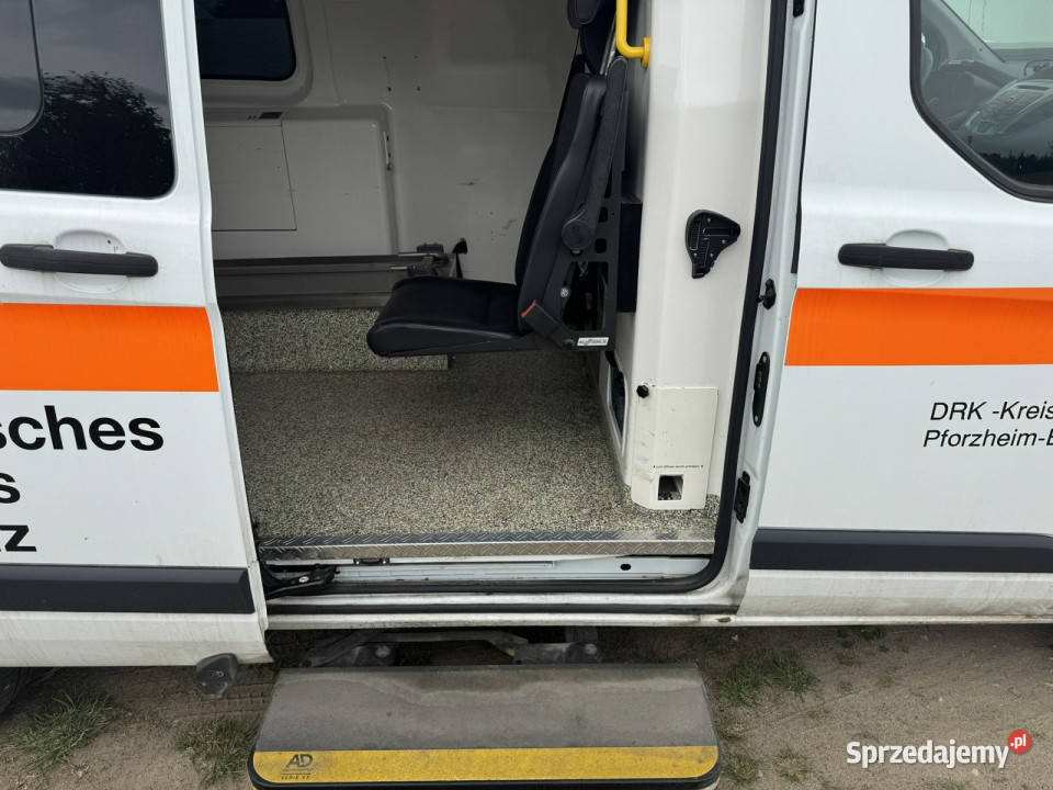 Ford Transit Custom 22 Tdci 125 L2H2 Karetka wielkopolskie sprzedam