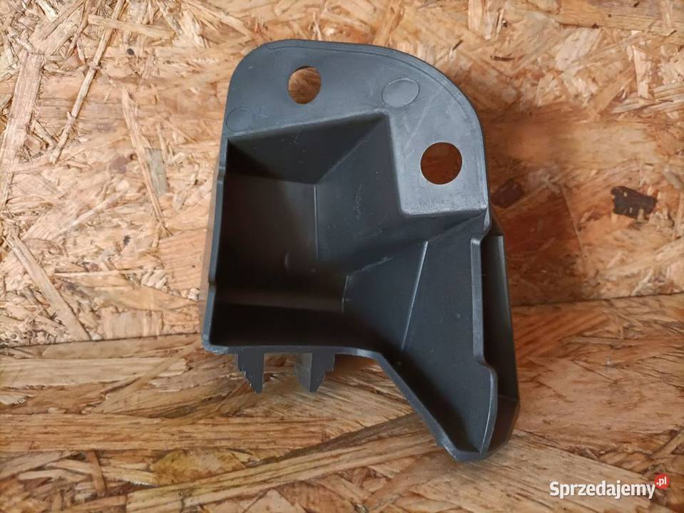 FORD FIESTA MK8 ŚLIZG MOCOWANIE LAMPY ZDERZAK Pozostałe wielkopolskie Pleszew