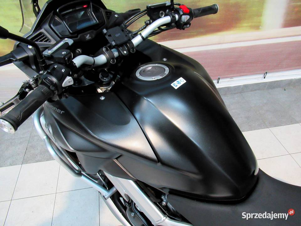 Honda VFR 800 X Crossunner Polift Oferuję dowóz Rok produkcji 2015 Kutno sprzedam