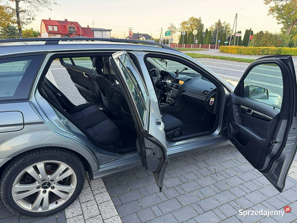 Mercedes C 200 22 CDI 136 OM646 Podrzewane nawigacja świętokrzyskie