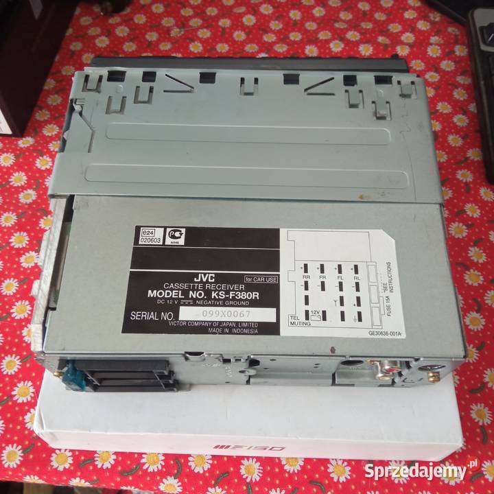 Radio JVC KSF363R na kasetę plus wyjście na Szczecin