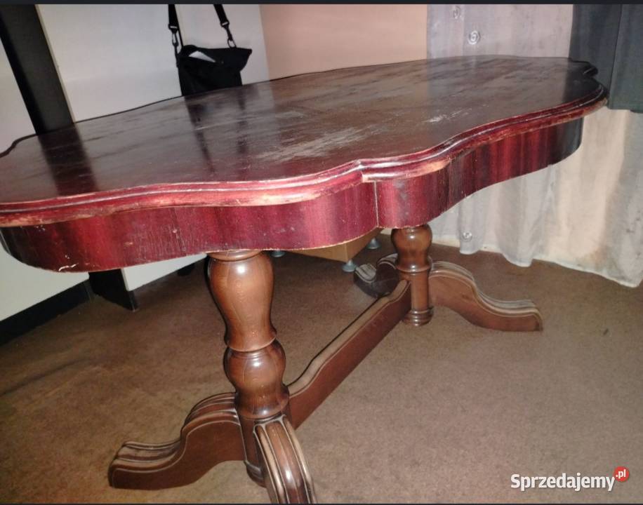 Sprzedam stół zabytkowy Drzewica