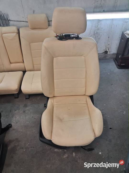 Tapicerka passat b4 kremowa Rok produkcji 1996 Malbork