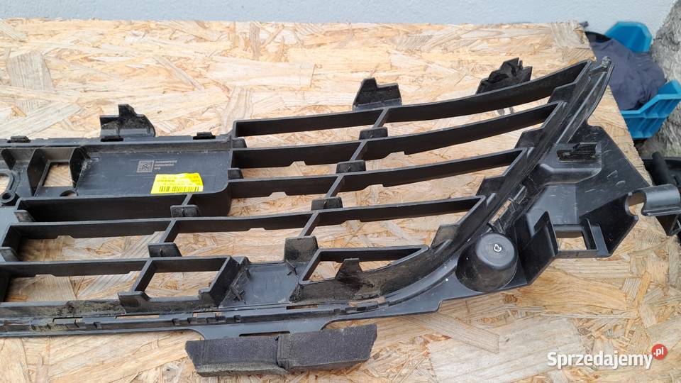 RENAULT CLIO V KRATKA ZDERZAKA ATRAPA 622541469R Goleniów